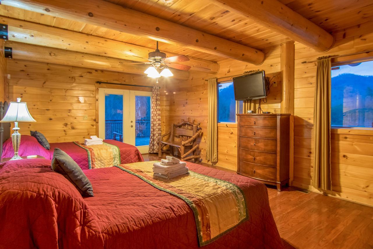 Moose Hollow Lodge Pigeon Forge Ngoại thất bức ảnh